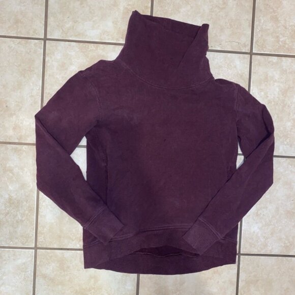 Lululemon Cowl Neck Pullover Womens Size 8 in BordeauxBurgundy - Picture 1 of 7